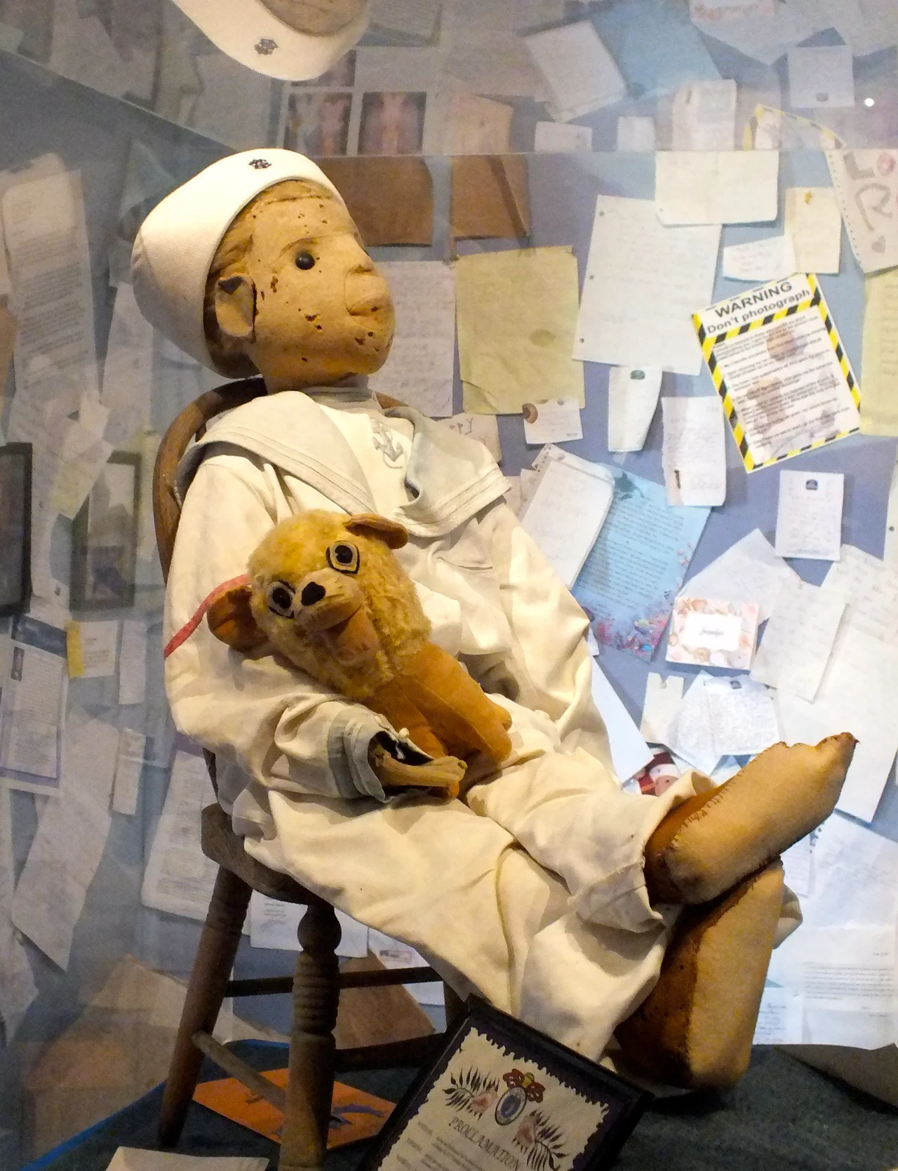 Related Link:

www.robertthedoll.org/