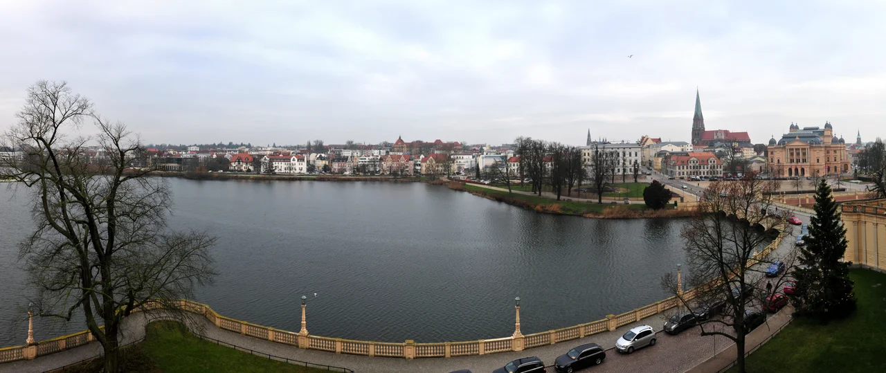 Aerial image of Schwerin Castle (view from the east)